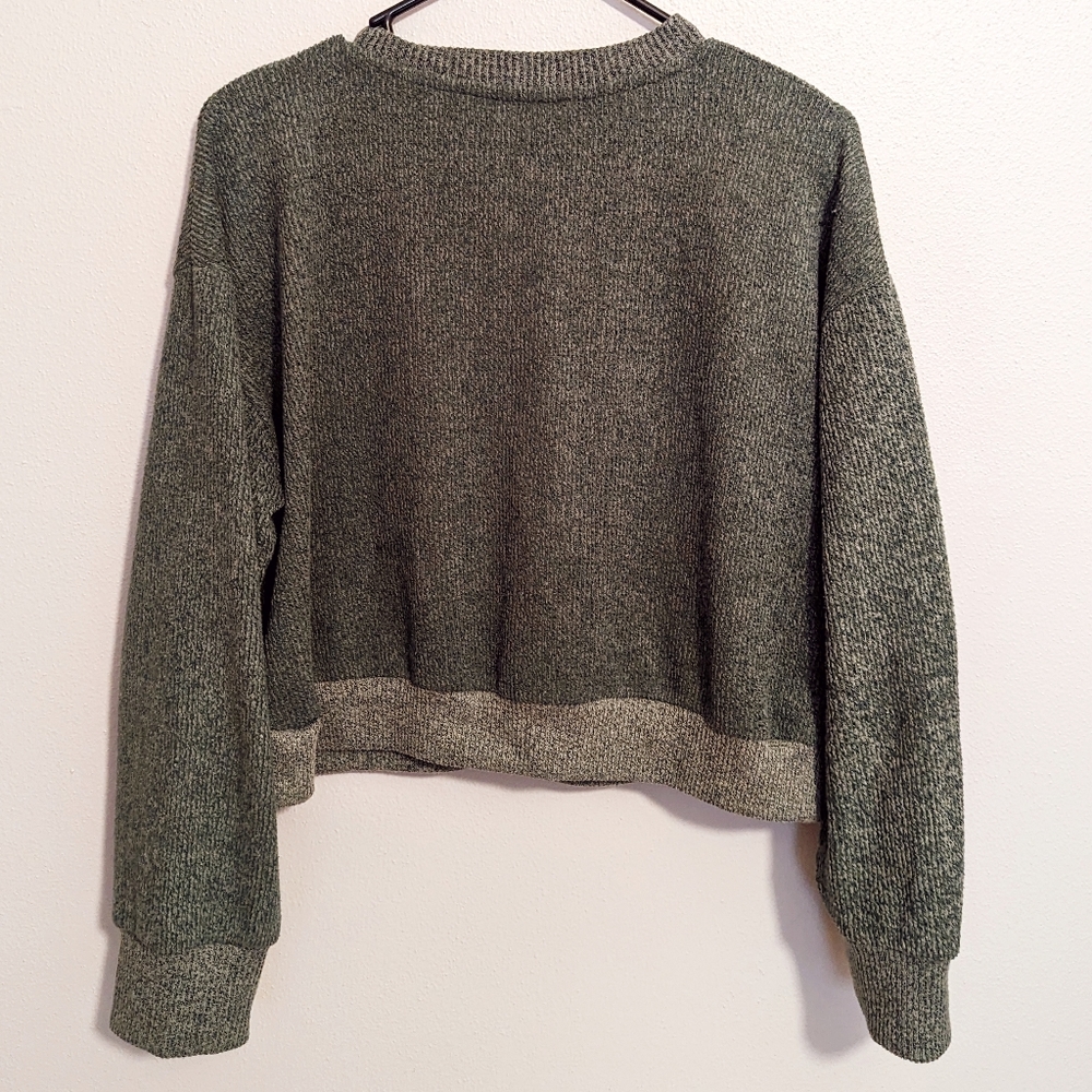 Zara Cropped Sweater - Picture 2 of 3